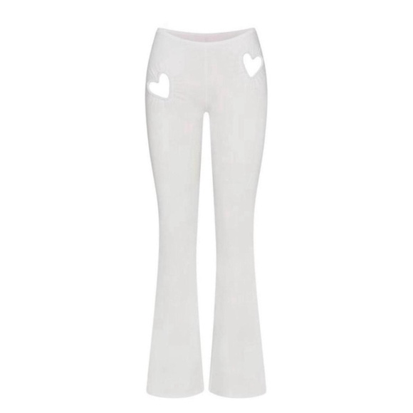 SKIMS White Pants with Heart Cutout - Picture 1 of 4